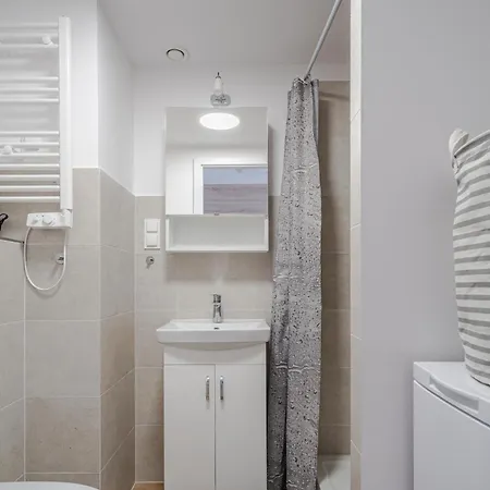 Apartamento Rentplanet - Zarembowicza Ii Wrocław