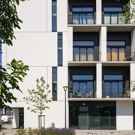 Rentplanet - Zarembowicza Ii Apartment