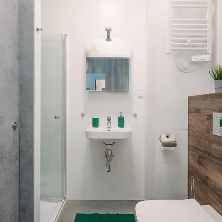 Rentplanet - Zarembowicza Ii فروتسواف