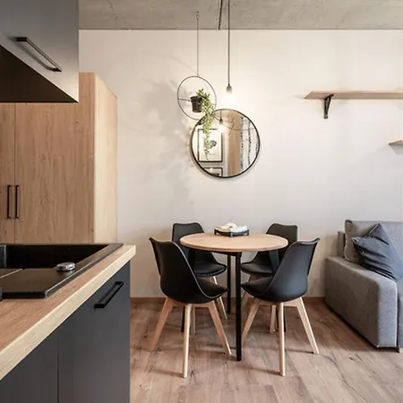 Rentplanet - Zarembowicza Ii شقة *