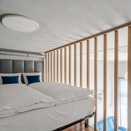 Rentplanet - Zarembowicza Ii Apartamento