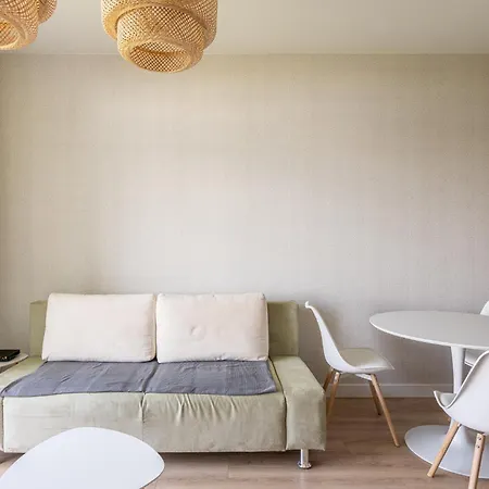 Rentplanet - Zarembowicza Ii Apartamento